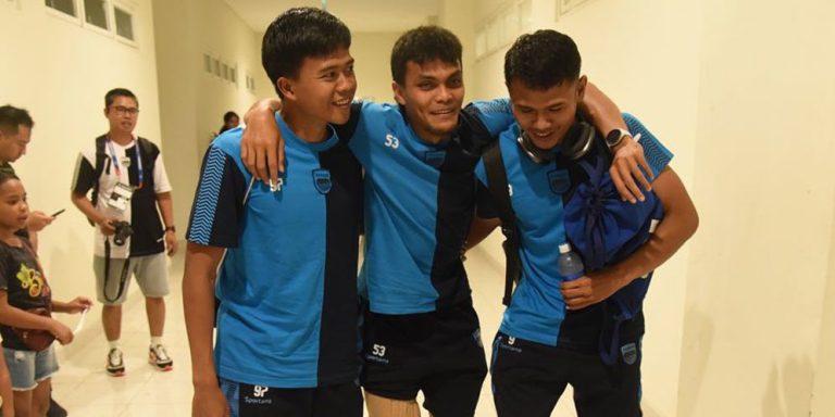 Update Cedera Rachmat Irianto: Dokter Persib Bandung Belum bisa Prediksi Kapan Sembuh